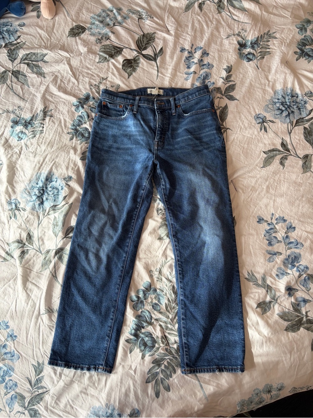 Madewell Straight-Leg Jeans in Medium Blue Wash